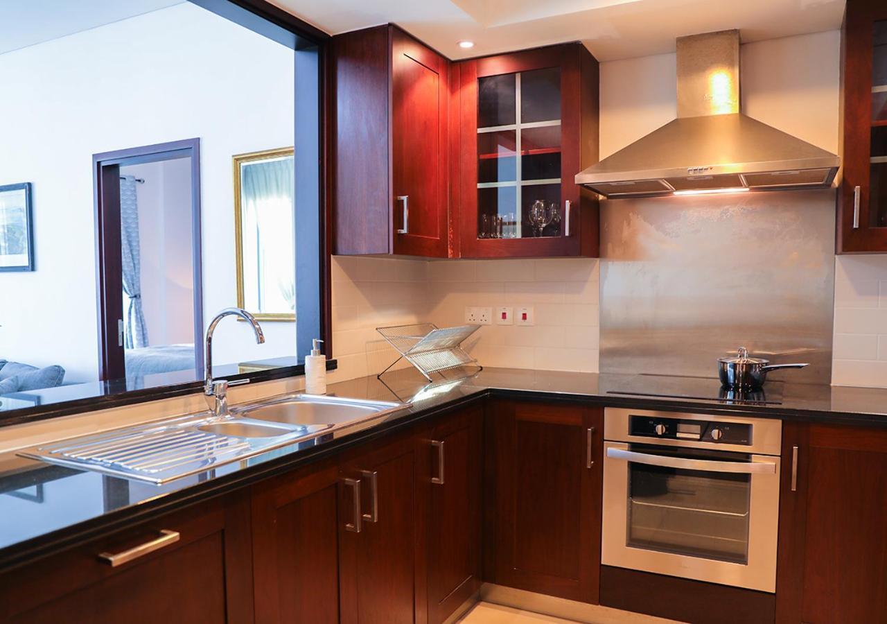 Nasma Luxury Stays - Fancy Apartment With Balcony Near Burj Khalifa Дубай Екстериор снимка