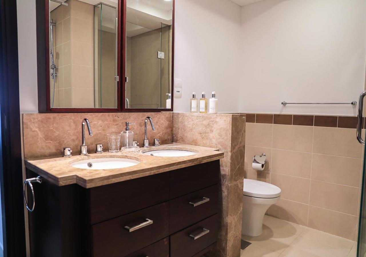 Nasma Luxury Stays - Fancy Apartment With Balcony Near Burj Khalifa Дубай Екстериор снимка