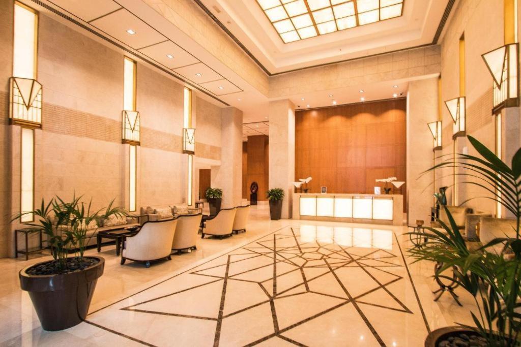 Nasma Luxury Stays - Fancy Apartment With Balcony Near Burj Khalifa Дубай Екстериор снимка
